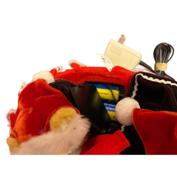 Fluffies Animated Singing Christmas Bears On Basket Base With Power Adapter - Picture 3 of 7